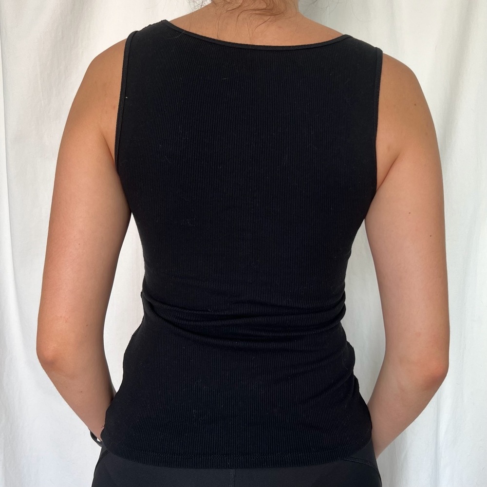 Express Sexy Basic tank - Picture 2 of 8